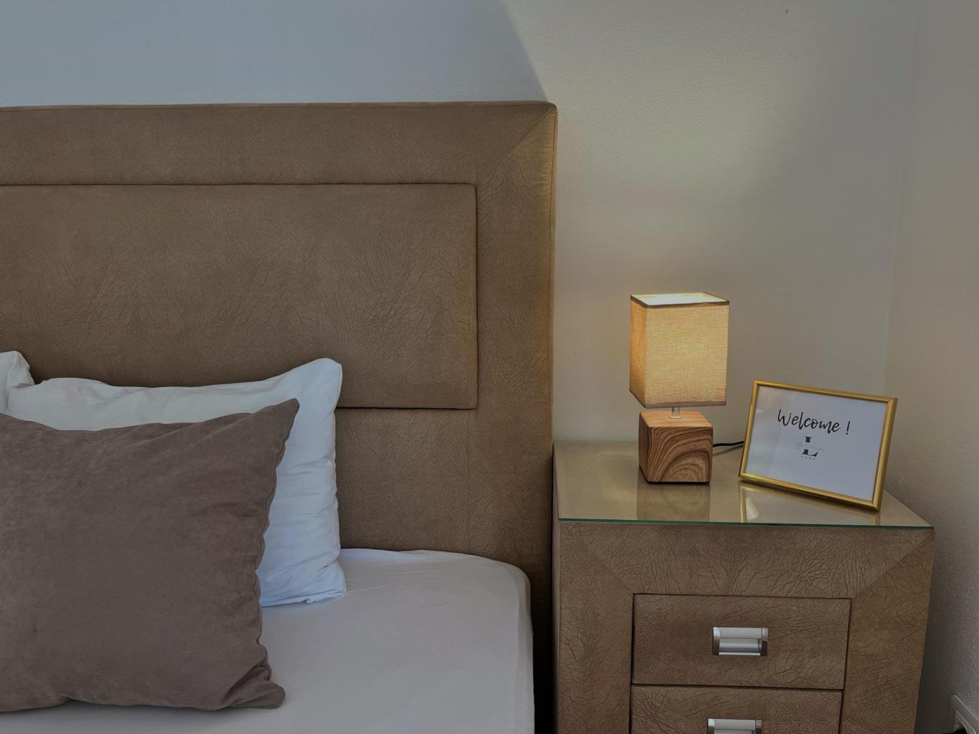 Lana Apartmani Bar Bagian luar foto